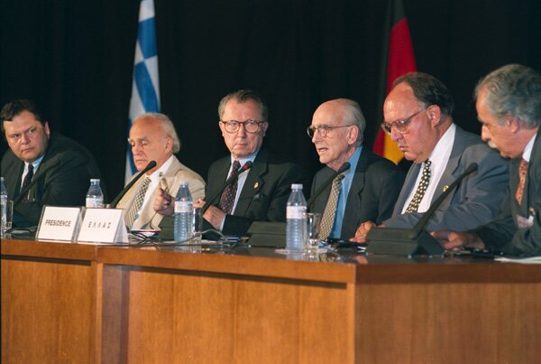 © Vaggelis Vardoulakis